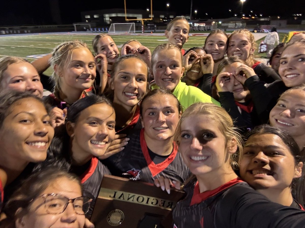 Yorkville Girls Flag Football tweet media