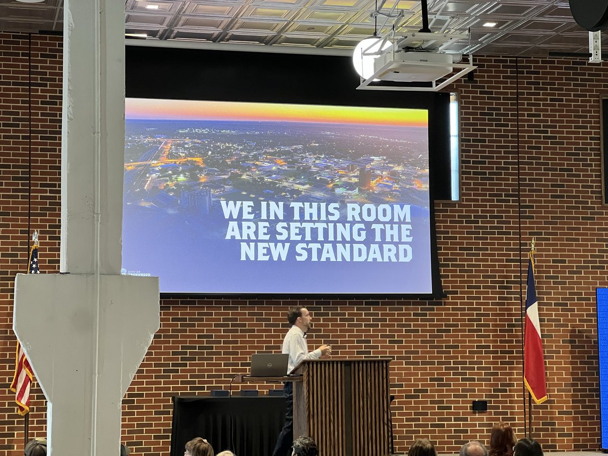 Joe Brown tweet media