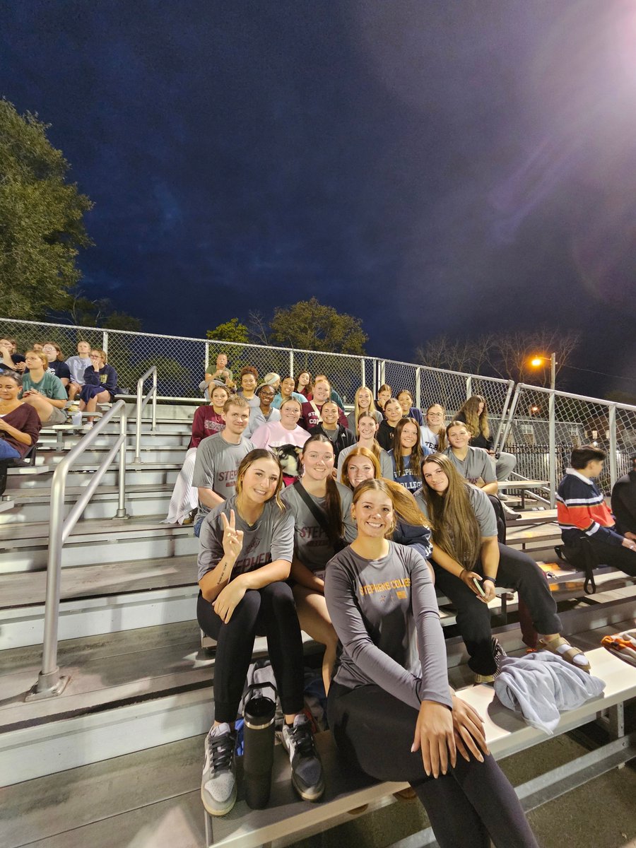 Stephensstarssb's tweet photo. Out here to see our soccer team taking on CC tonight! 
BINGO!!!!!
#StarsSoftball
#StarsAthletics
#TheRightWayToPlay 
#BattleoftheStars https://t.co/nRnHhU1KbM