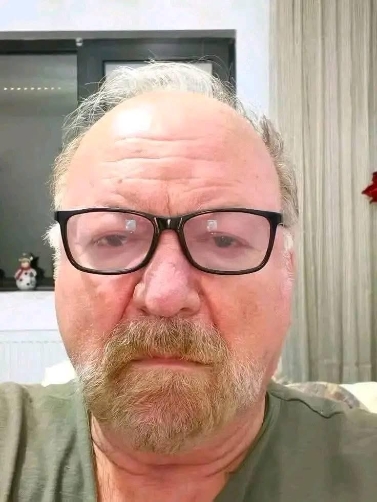 benjamineli8013's tweet image. Current mood: 100% unbothered 😂