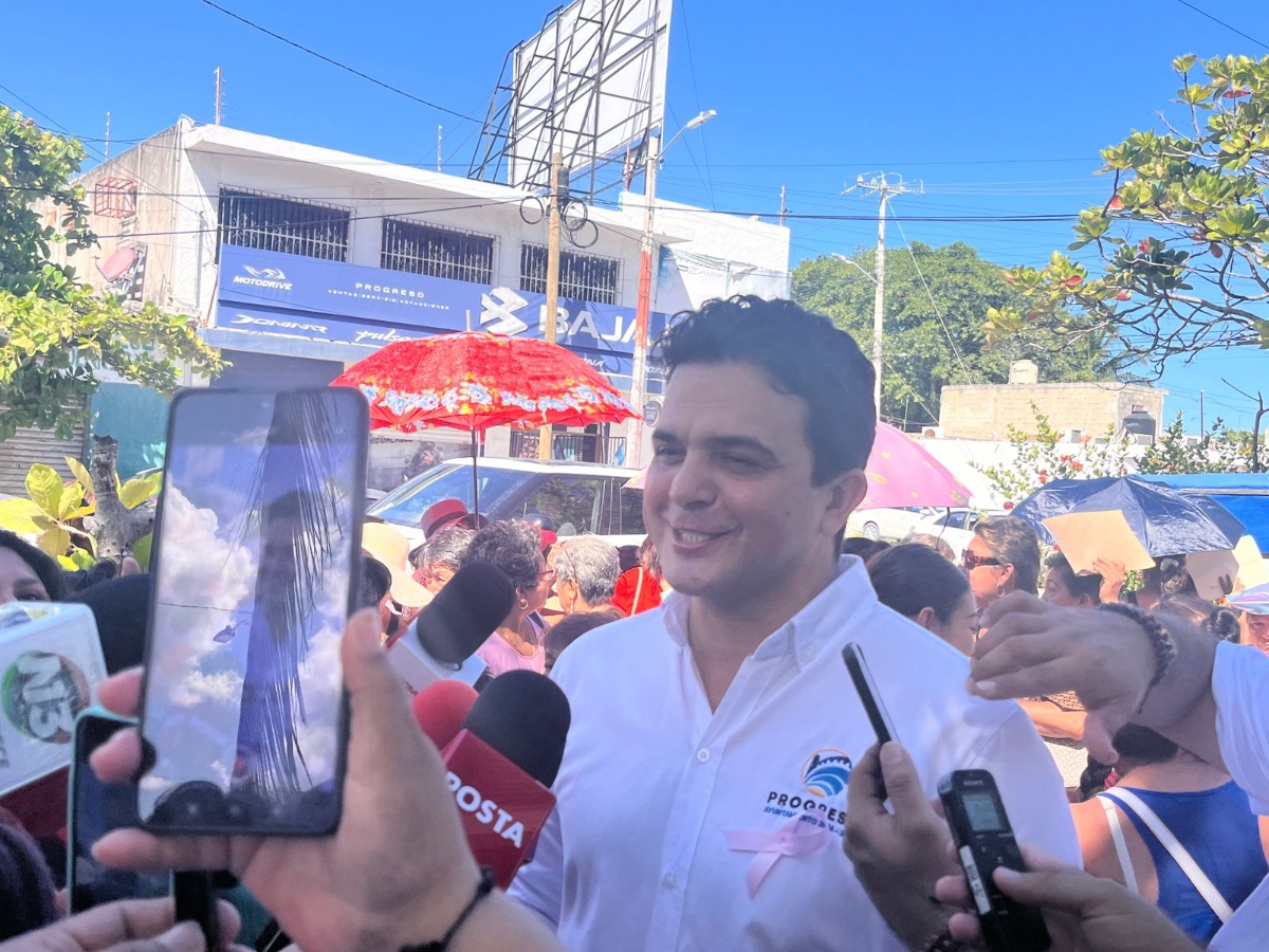 HazRuidoYuc's tweet image. Viviendas del Bienestar de #Progreso estarán en #Flamboyanes
El alcalde Erik Rihani recalcó que éste fraccionamiento tiene un estigma de cosas negativas que ya no existen, asegurando que ahora se trata de una comunidad unida y vibrante.➡️tinyurl.com/4sthbhbe