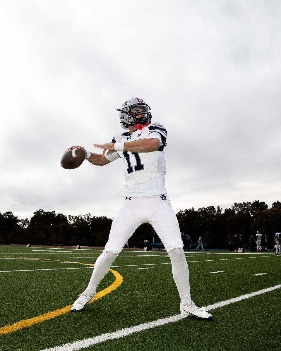 Weeks 0-6 Highlights 
5-1
65% completion percentage
1,159 passing yards 10 TD
189 rushing yards 3 TD
hudl.com/v/2SyBAb