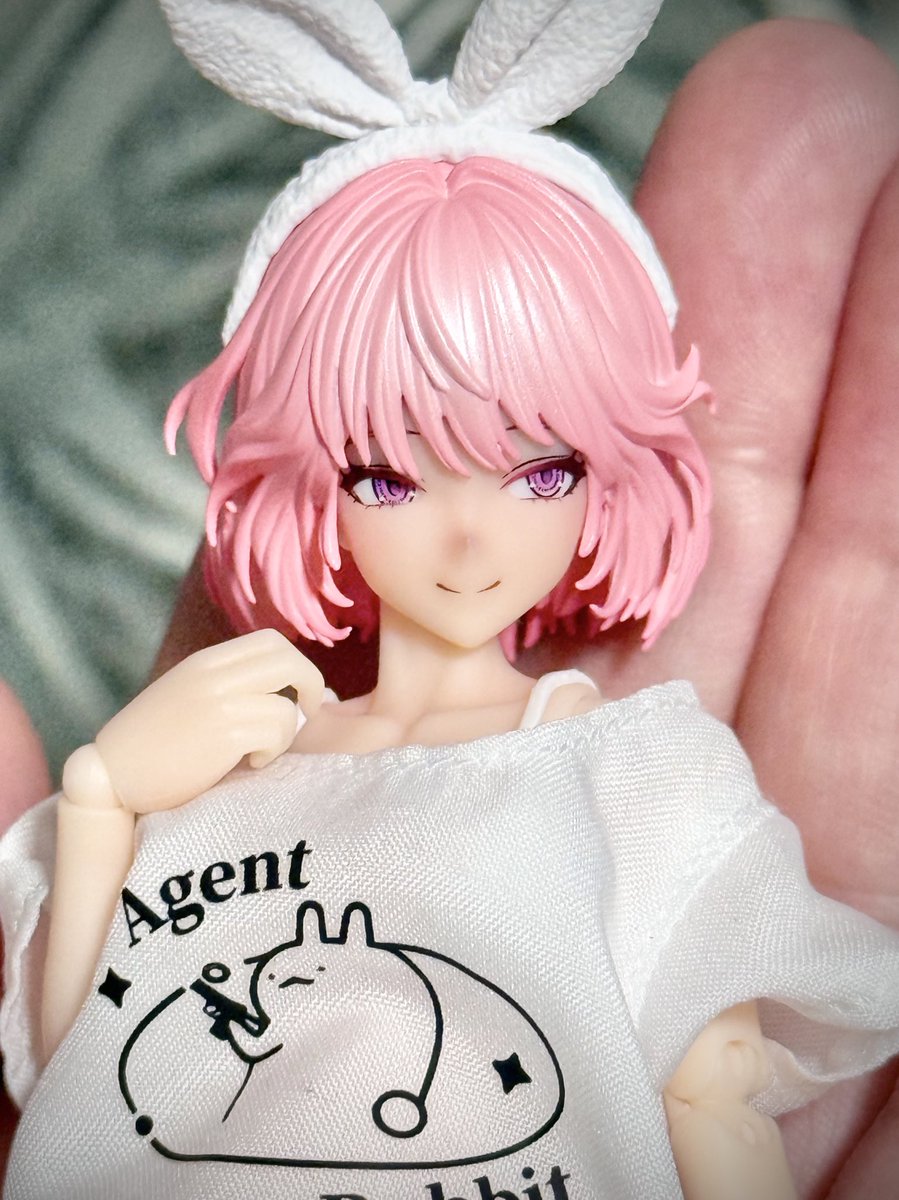 unazuki_zunda's tweet image. おはようございます✨
今日もお仕事頑張ります、あと明日のドールメイクオーダー受付開始の為の準備も！！

あと前から気になっていた蝸之殻さんのアイリンさんをお迎えしました
すんごく可愛い✨

 #snailshell #蝸之殻 #スネイルシェル