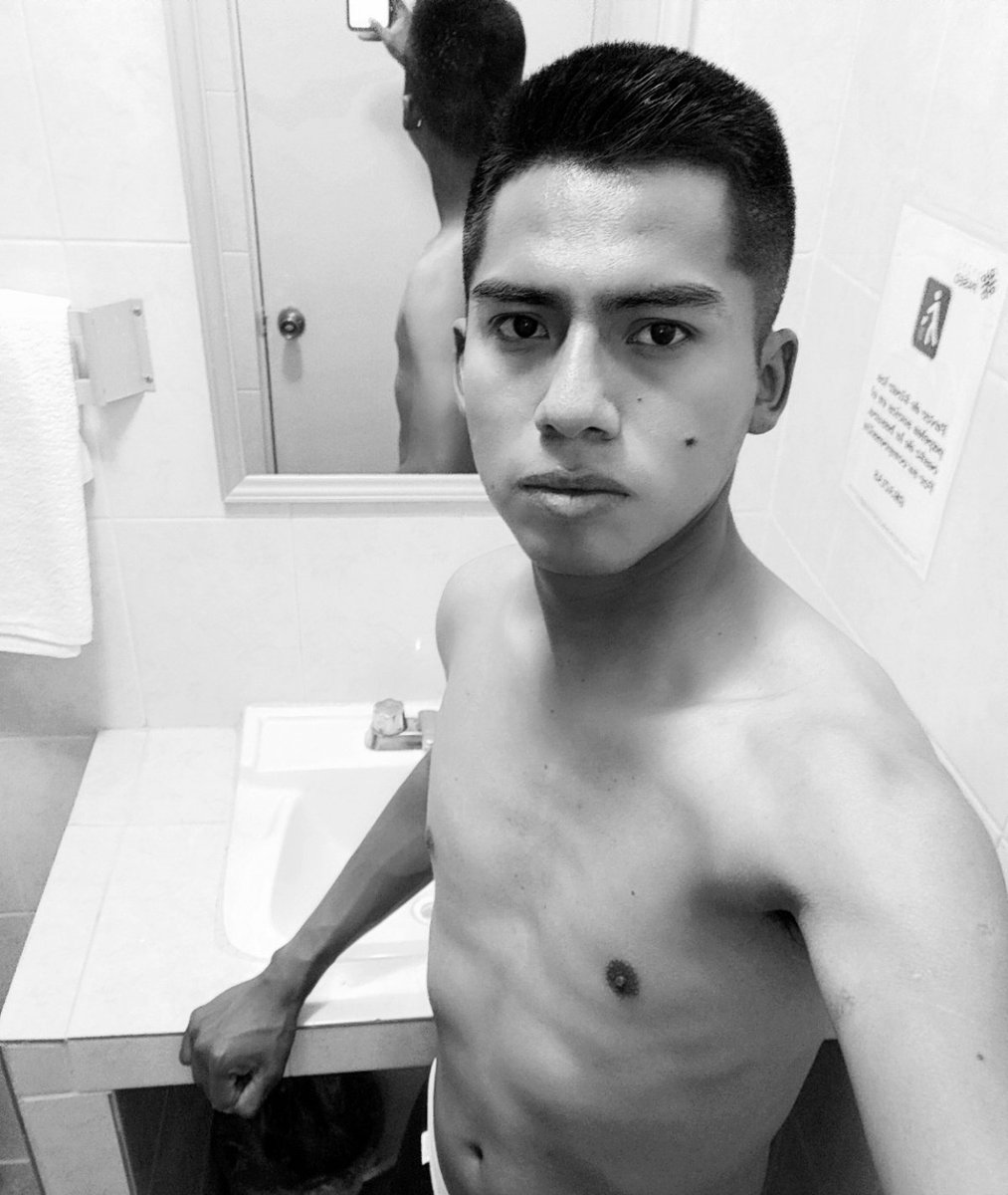 luis_blue83's tweet photo. Hola https://t.co/rbfzS1MBny