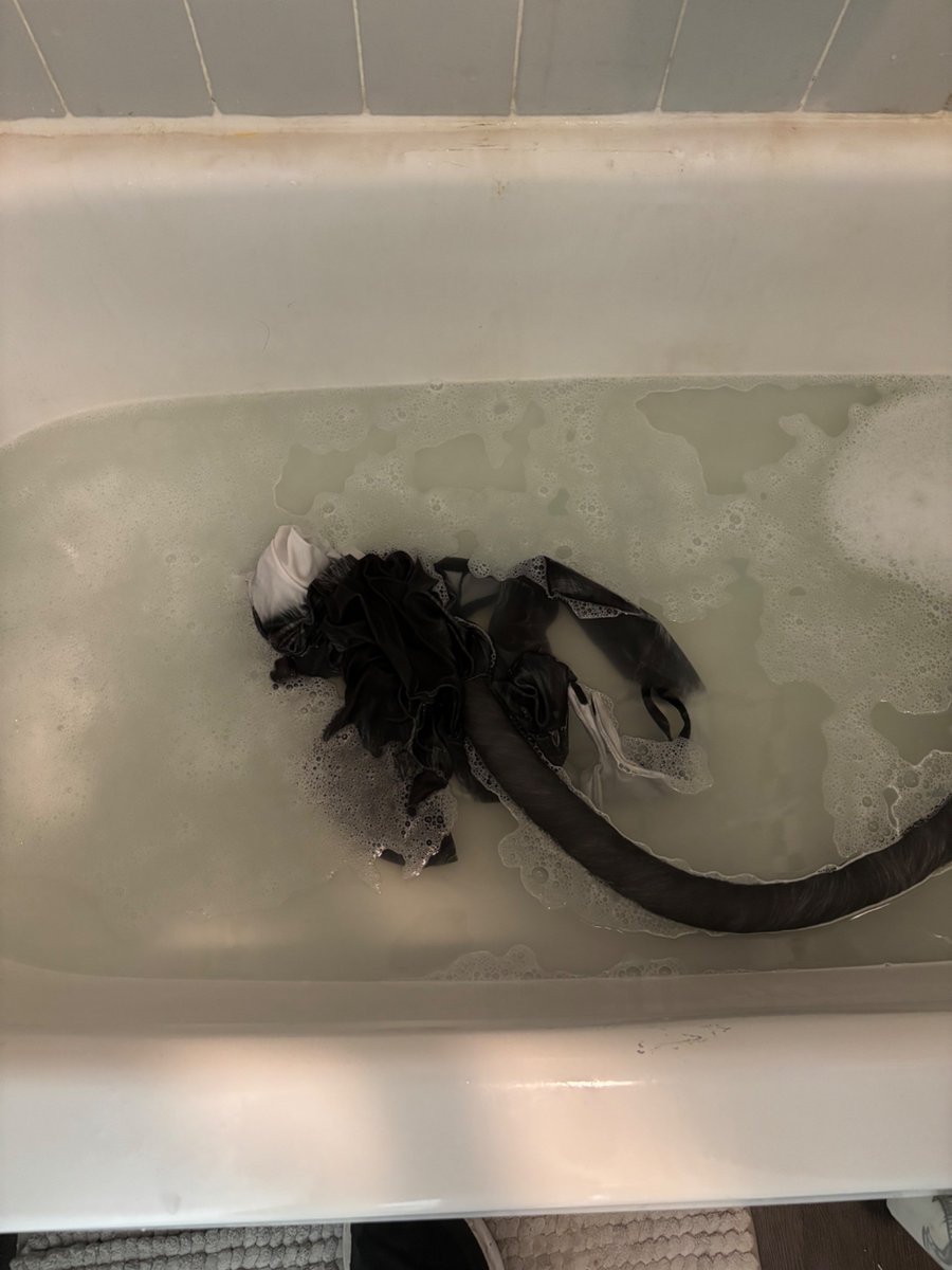 Washing my petsuit after #ACFI. Anyone down for some petsuit soup?