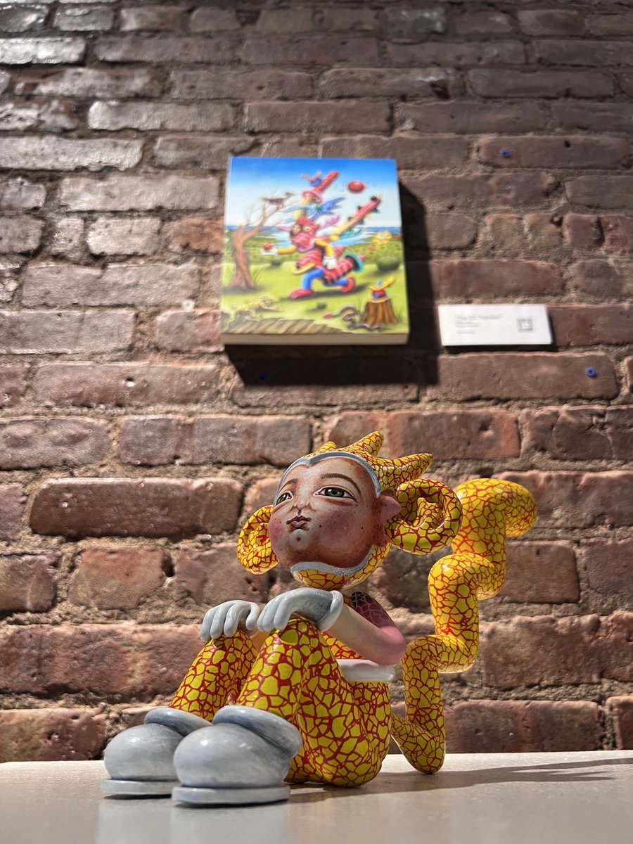 In autumn the <a href="/CanalStreetShow/">Canal Street Show</a> just hits different…

Proud of all the artists who shared their ambitions, mostly in the form of paint &amp; pixels. Also this small Atomo sculpture by <a href="/Pedrobaez89/">“Father Atomo”⚡ INTUITION ⚡️</a> 🔥

which pieces stuck with you? share below👇