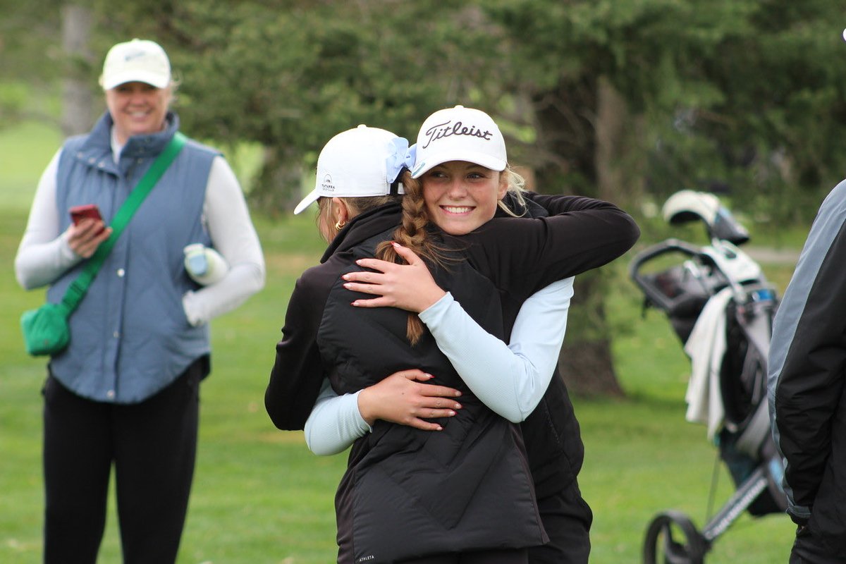 Wolves Golf tweet media