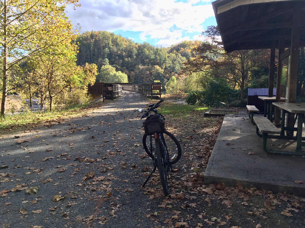 abikeanditsgirl's tweet photo. It's official...
I'm back in the saddle...
And feeling the magic...
I am again pedaling the NRT; biked my 1st section last Thursday & 2nd section today...
It's been over 3 years...
🙏🏼🌈🚵♀️🥰🙏🏼
#gratitude
#thingsicando (again) https://t.co/PNV6gW5ABR