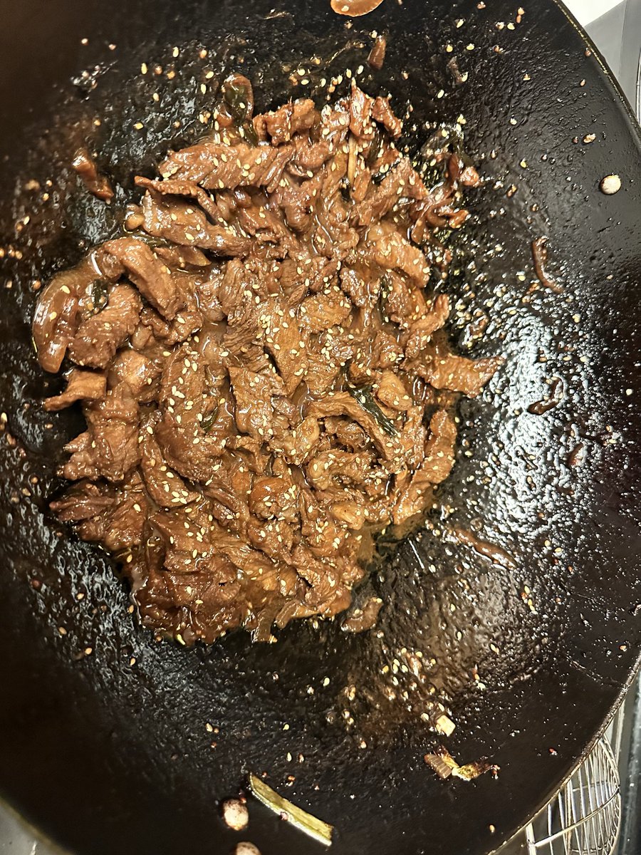 6ixBob's tweet photo. Aight, so #ChefBobby decided to make Bulgogi Beef Hot Pockets. These were fucking amazing, my only complaint was that I only added one layer of cheese. When I run this back, I’m definitely doubling up. https://t.co/bAR4Hgstbm