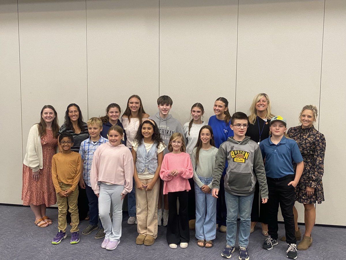 Thanks Independence Kiwanis for inviting our students and advisors from K-Kids, Builders Club and Key Club to speak at your meeting tonight. Cultivating a legacy of giving and kindness. The food was great as well! 💙💛 ⁦<a href="/YourIndySchools/">IndependenceSchools</a>⁩