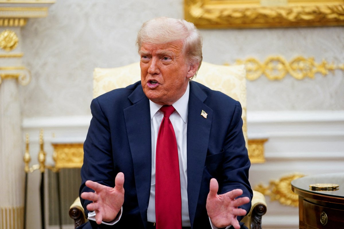 OraclePulse's tweet image. RIGHT NOW: 💥 Dow rebounds nearly 600 points, S&P 500 claws back more than half of Friday's rout as Trump softens China stance
