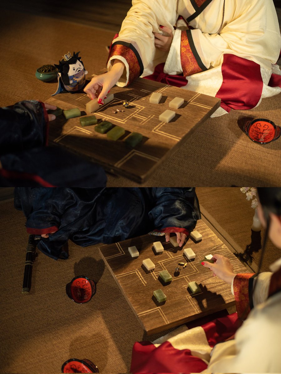 sandyfeek's tweet photo. 六博棋殺人事件www  #後漢  #漢服  #六博棋 https://t.co/JqRCGD0QpJ