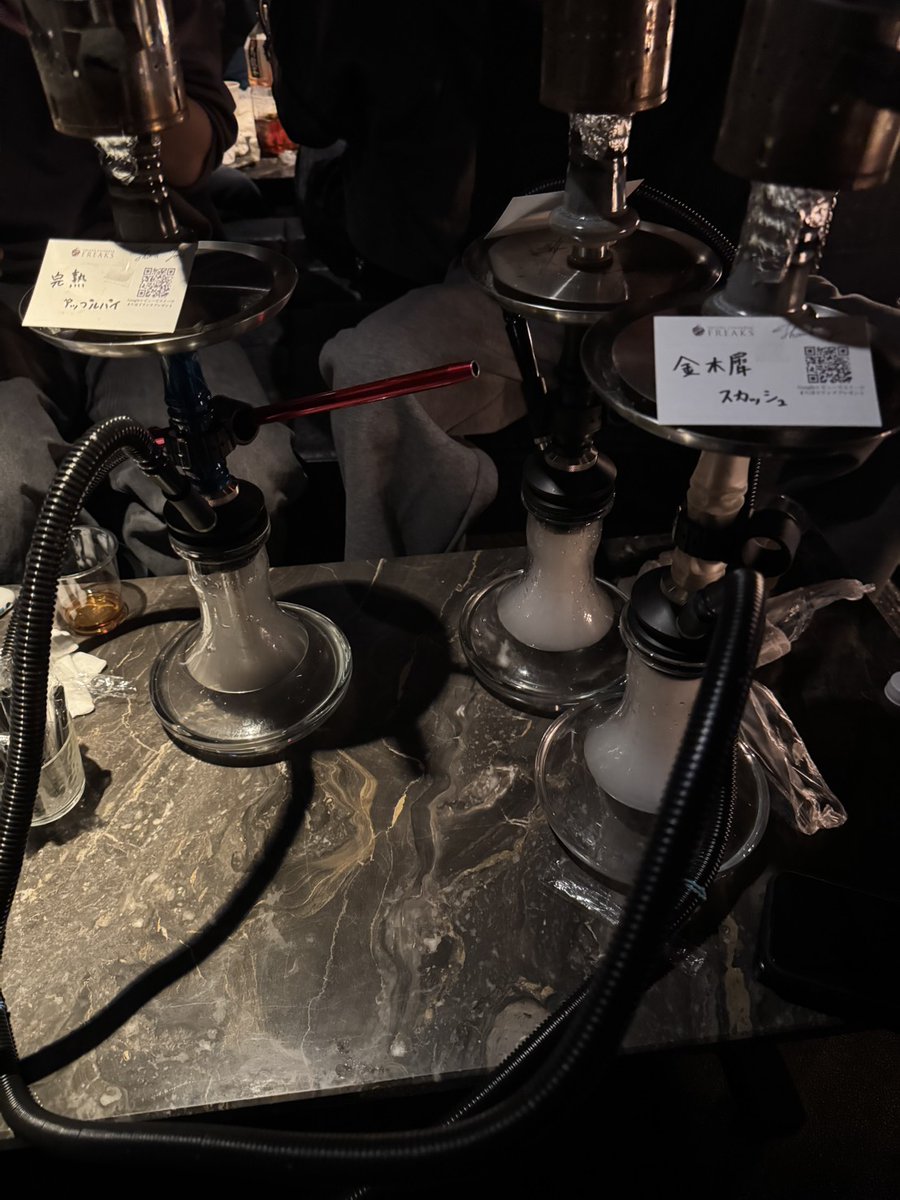 懇親会ではシーシャに！

今回は過去最高の13名の方が参加してくれました！
普段話せないことや有益な情報などを交換できて本当によかった！

どうしても1人でやっていると、孤独でなってしまうけど
仲間がいれば頑張れる！

今後も懇親会は定期手に開催してきます！

しゃおら！