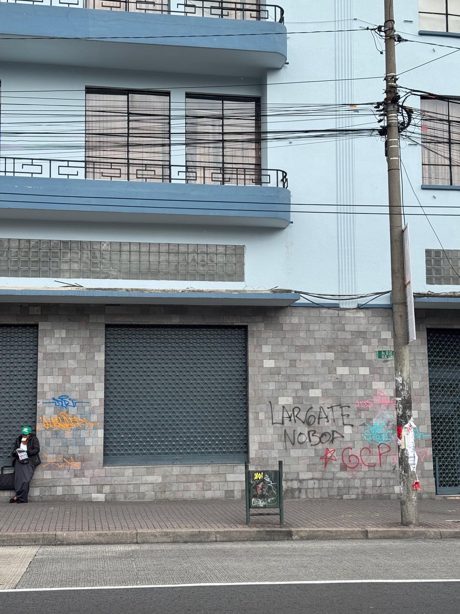 Nuestro maravilloso Archivo Histórico Nacional, fundado en 1884 en Quito, ha sido restaurado este año con recursos públicos para mejorar nuestros servicios a la ciudadanía. 

Ayer fue afectado por los disturbios. Este Archivo es memoria, trabajo y comunidad. Protejámoslo 🇪🇨