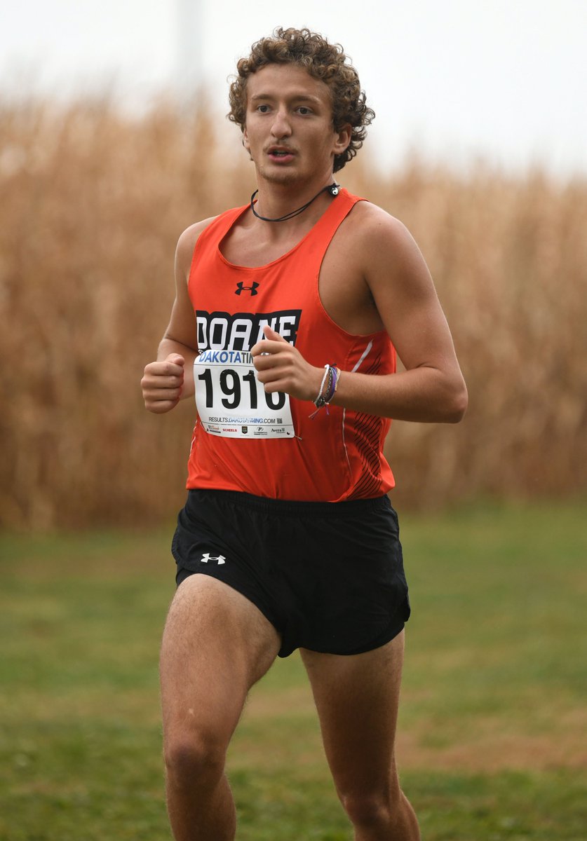Scoop_DoaneTF's tweet photo. So maybe Sting walked in Fields of Gold back in the day…we ran!

#DoaneXC #DordtInvite https://t.co/QCDU1xV1Rq