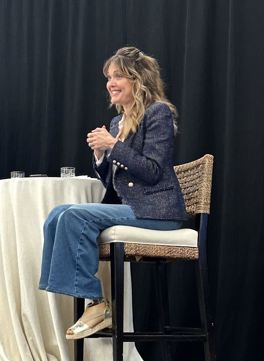 We closed the second day of #REIMAGINE2025 with some wisdom from <a href="/AmyPurdyGurl/">Amy Purdy</a> on having a vision, taking leaps of courage, and using your voice to make an impact. #UCSDSurgery