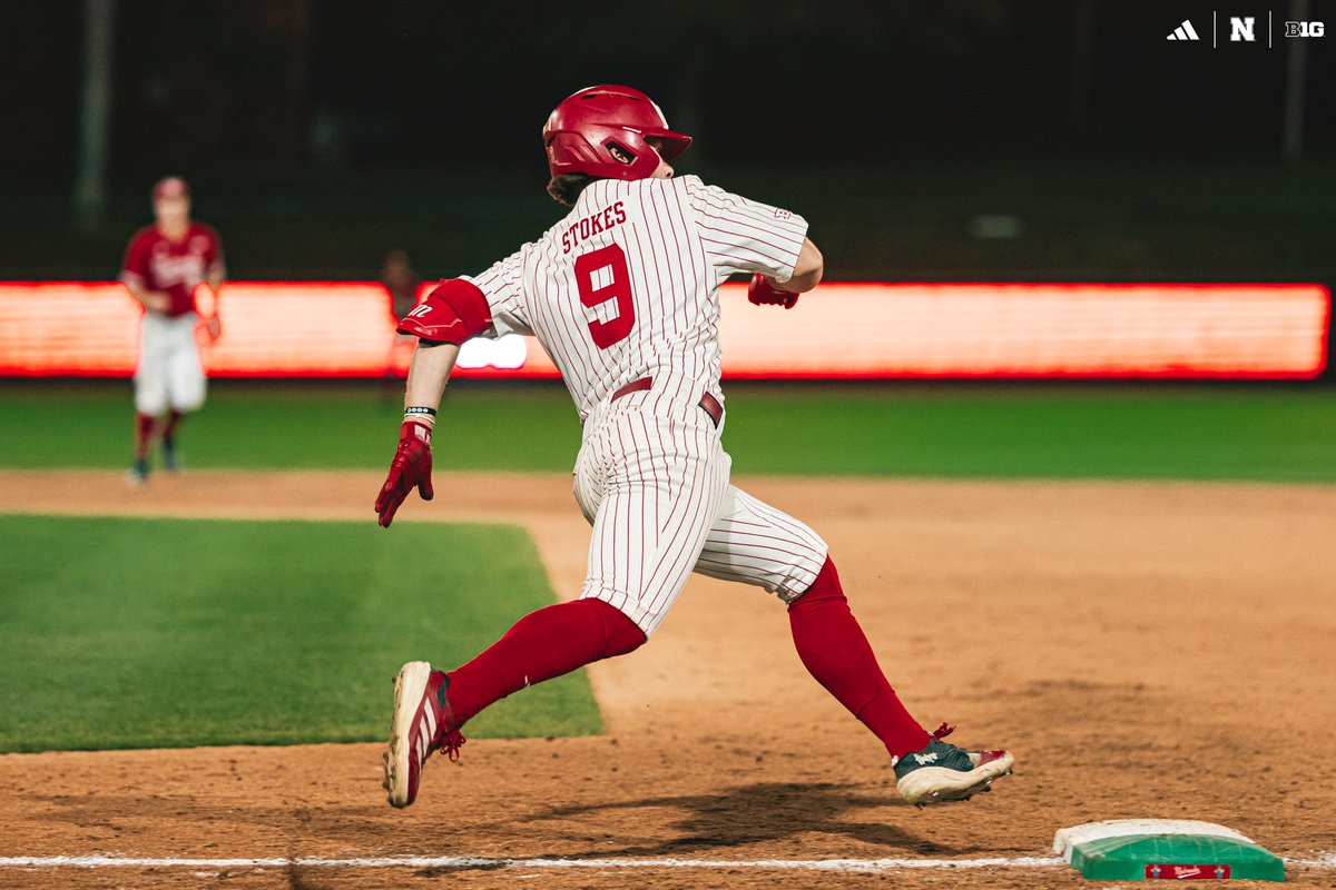 Red team takes game one, 9-4.

Back at it tomorrow.