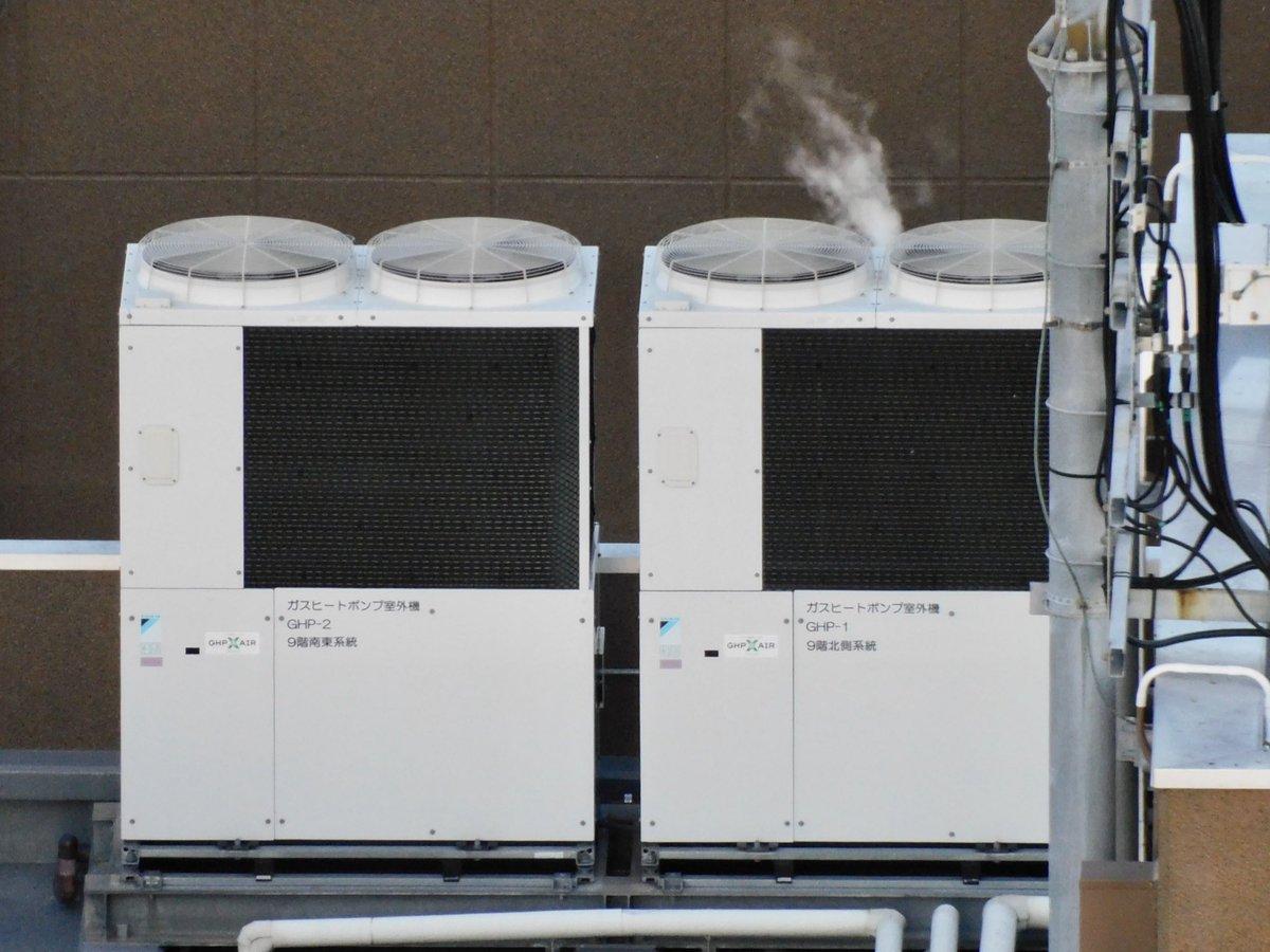 nico.5児のおっかっしゃん　室外機 nico.5児のおっかっしゃん 室外機 nico.5児のおっかっしゃん