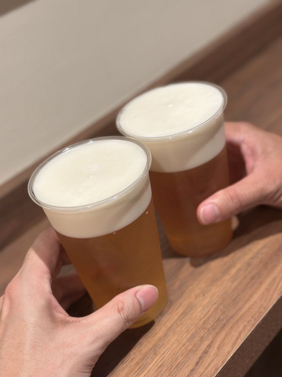 one1sm's tweet image. 昨日記憶飛ばすくらい飲んでたわ