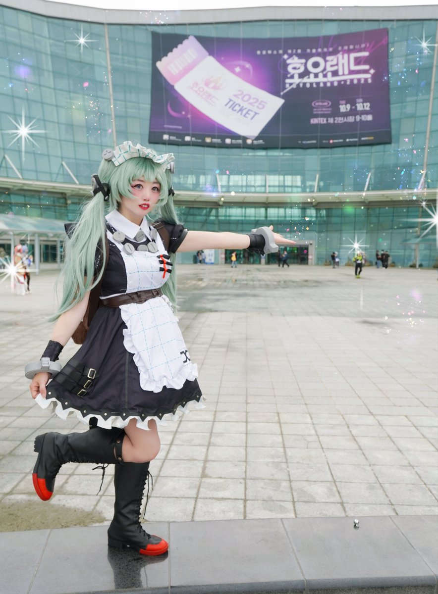 💚코린 위크스⚙️🧸
CORIN WICKES 🖤

‘코, 코린은 두렵지 않아요! 코린, 열심히 임무를 완수할게요! ꉂ೭(˵¯̴͒ꇴ¯̴͒˵)౨’

📷: <a href="/eripu/">[el.ri.fɯ]</a> 촬영감사해요!
𝟚𝟘𝟚𝟝.𝟙𝟘.𝟙𝟙 호요랜드

#CORINWICKES 💛💚🧸
#コスプレ #ゼンゼロ       #hoyoverse #젠레스존제로 #젠존제 #ZenlessZoneZero #zzz #코린