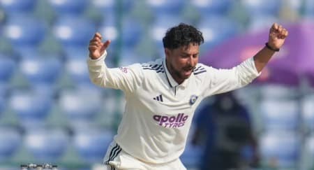 suryaprathapMSD's tweet image. 🇮🇳 From Ahmedabad to Delhi — Pure class from Team India! 💥

Young talent + experience = unbeatable combo 🏏

2–0 clean sweep against West Indies 💪
Man of the Match: Kuldeep Yadav
Man of the Series: Ravindra Jadeja
Raise your 🇮🇳 if you’re proud!
#INDvsWI #Cricket #KLRahul