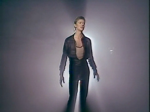 Frances21272855's tweet photo. #14ottobre 1977 - Esce #Heroes , dodicesimo album di #DavidBowie . È considerato il secondo della cosiddetta "trilogia berlinese" assieme a #Low e #Lodger
#Bowie #almanaccomercury #davidbowiefacts https://t.co/PEfsecoGZt