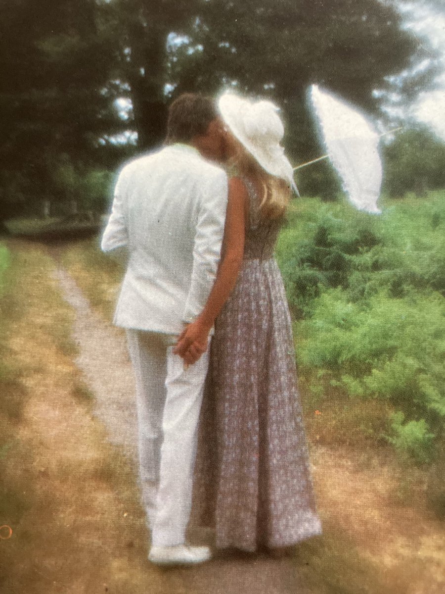 So fl!pp!ng tired today 🥱 even after 8 hours sleep and 2 coffees. A bag of frozen grapes in the freezer sustained me, as did solidifying my dream project plans for the next 18 months. 🏰 💭 

Came across a photography book from the 80s for the studio library, hehe.