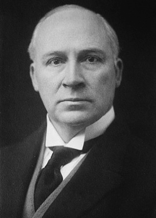 #OnThisDay 𝟭𝟰 𝗢𝗰𝘁 𝟭𝟵𝟮𝟬: 
"We believe in the imperial and strategical unity of these islands": Chief Secretary for Ireland, Sir Hamar Greenwood, proclaimed at Belfast City Hall.
Read more: eamonphoenixfoundation.com/on-this-day-po…
#irishhistory