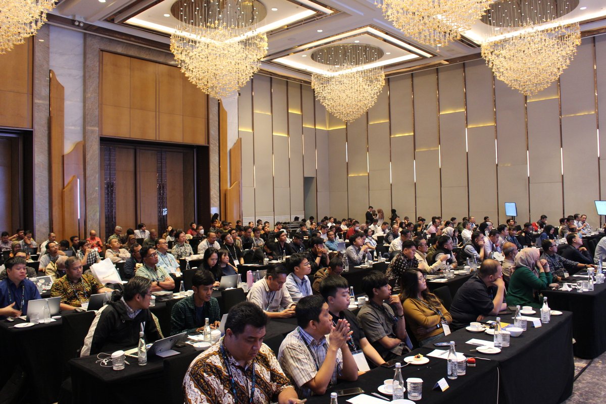 manageengine's tweet image. The ITSM and Observability Conference Indonesia 2025 has come to a close!
From insightful sessions to meaningful conversations, this gathering was about reimagining IT operations with smarter service management and full-stack observability. Thanks to all who joined us!