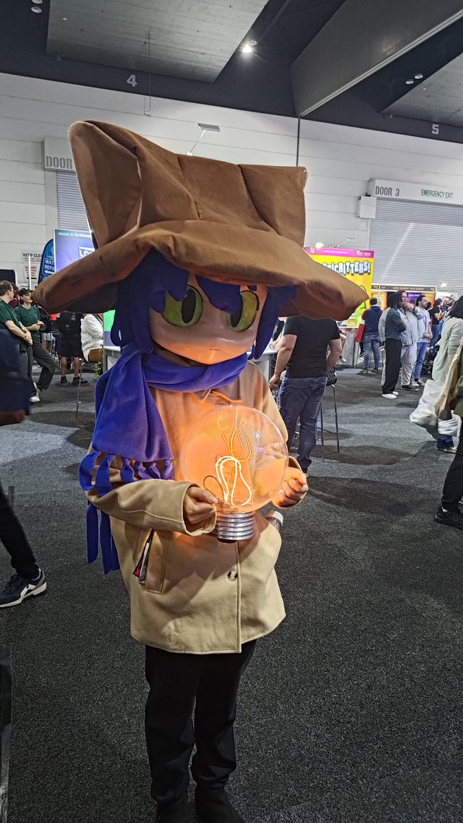 Late last day PAX post. It was another amazing day of checking out some indie games &amp; checking out the various panels on floor 2

I just wanna say a massive thank you to everyone for an amazing time and I look forward to meeting everyone next year

I have cosplay ideas already :3