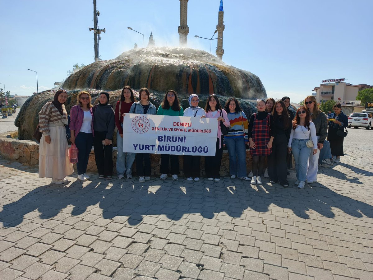 Yurdumuza yeni gelen öğrencilerimizle “Gelin Tanış Olalım Gezisi”nde bir araya geldik, şehrimizin doğal ve tarihi güzelliklerini birlikte gezdik.💫

📍Biruni Yurdu