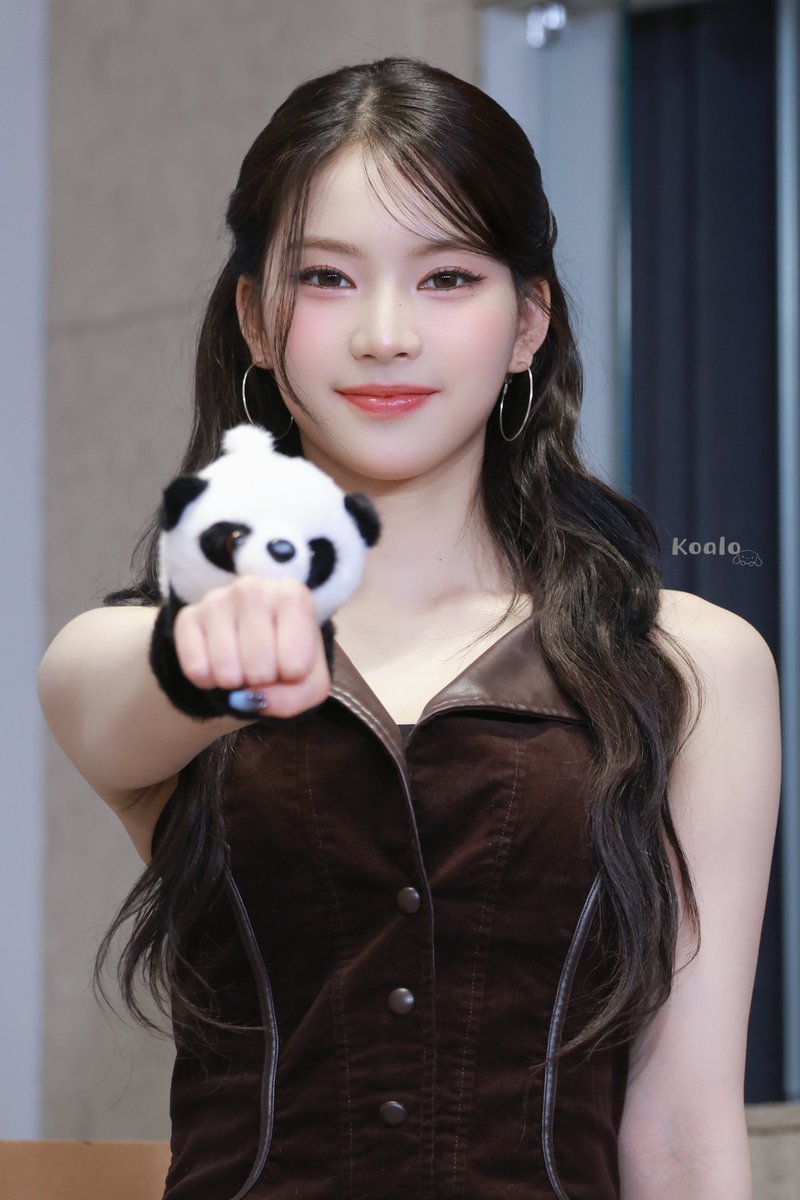 koala1209_'s tweet image. 250927🐼 #아이사 #ISA #STAYC