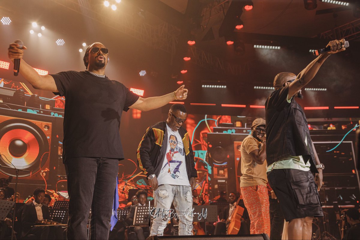 “Hey Mr DJ”… Locomotive is taking over now 🚂 

I know Radio would loved to see this 🙏🏽 

So many stars on one stage at the #NavioOrchestra 🔥 #NavioOrchestraLIVE

<a href="/cindysanyu/">Cindy sanyu</a> x <a href="/benon_mugumbya/">Mugumbya Benon</a> x @feffebussimusic x @viboyoo x @vampino_gram x @ksalphamusic and more!!

Only