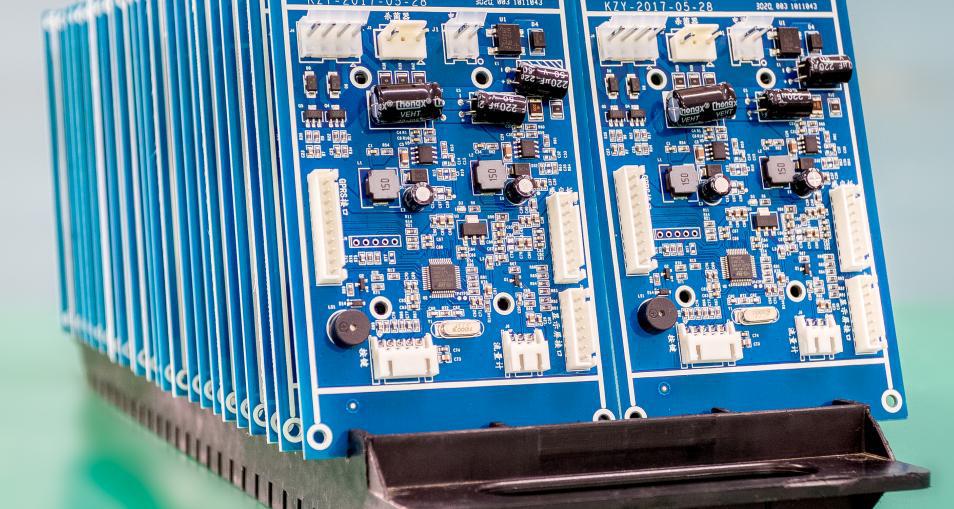 3Apcba's tweet image. In the eyes of engineers, this is not merely a functional vessel but an art form of lines and layout. Neatly arranged components and elegant wiring—we firmly believe that meticulous craftsmanship itself is a form of beauty.
#PCB #PCBfactory #Engineering