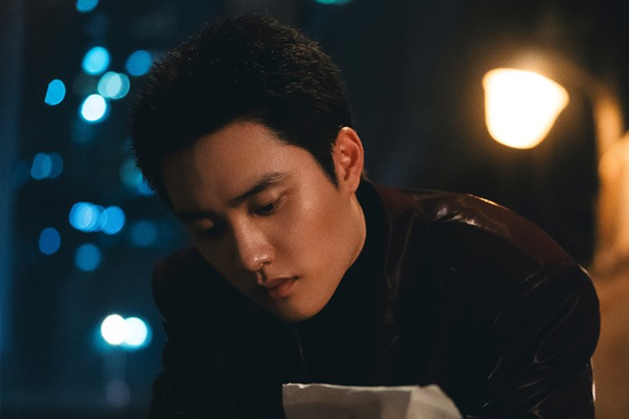 soompi's tweet photo. #DohKyungSoo Is A Mastermind Of Pure Evil Who Designs His Own Crimes In “#TheManipulated”
https://t.co/fX4rL65J3L https://t.co/yVjjyvWxwv