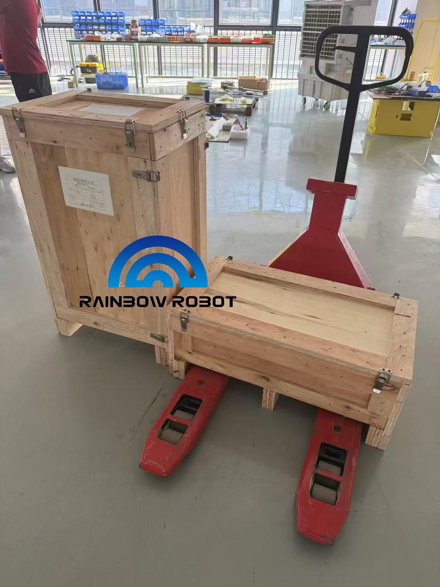 RainbowRobot123's tweet image. We’re shipping another batch of 100% custom AGV systems to a leading U.S. AGV company! We don’t just stop at hardware—both software and hardware can be fully tailored to match your unique operational needs. #CustomAGV #HardwareSoftwareCustomization #RainbowRobot #Innovation