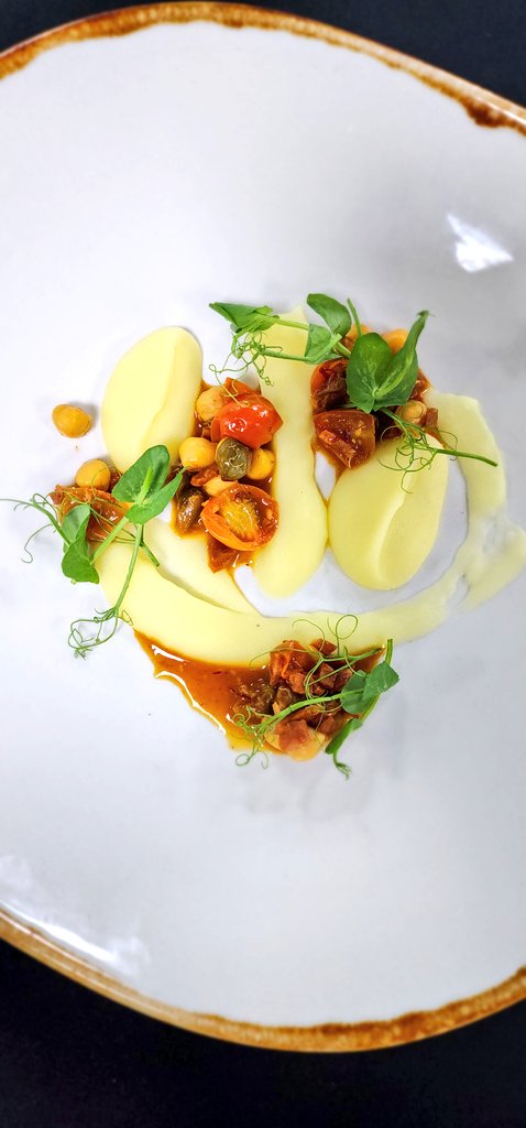 chefdonaldson1's tweet image. Silver medalist #GCC
What a year #2025
#CHEFD #cheflife #foodporn #nomnom #sandton