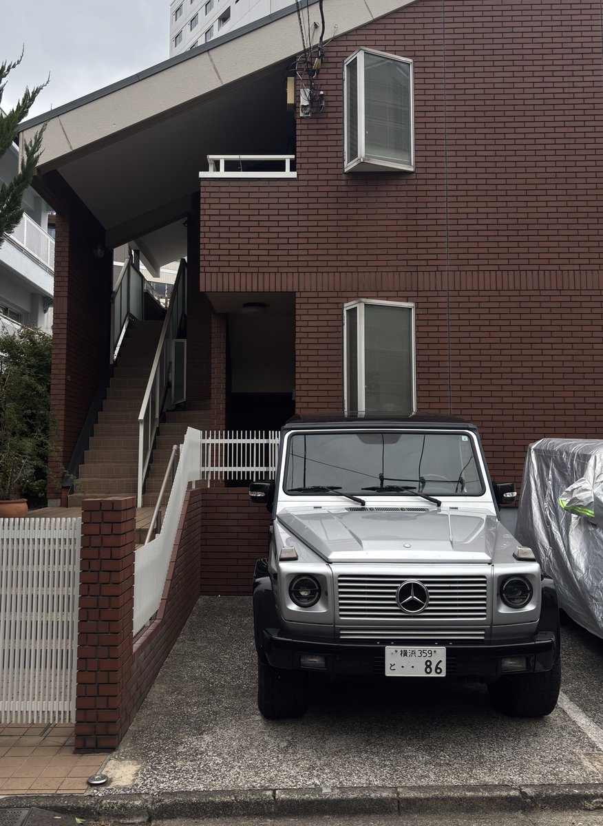 Falivenn's tweet image. Tokyo et ses surprises