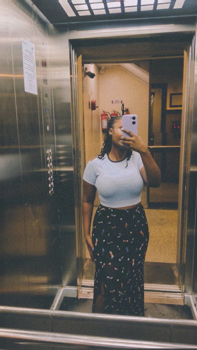 RoseDanielsM's tweet image. Mjengo o&apos;clock🤗