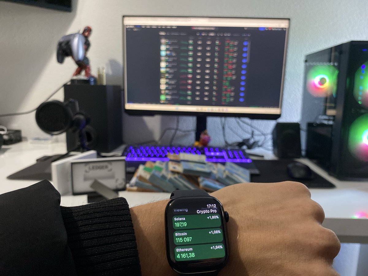 Oscarweb0's tweet image. Can i get a GM? ⚡️