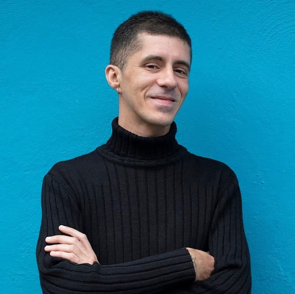 ¡Feliz Cumpleaños a Daniele Morelli! Pasa un día increíble y gracias porqué a través de Tu musica fortaleces la escena del jazz. ¡Enhorabuena, esto está que arde!