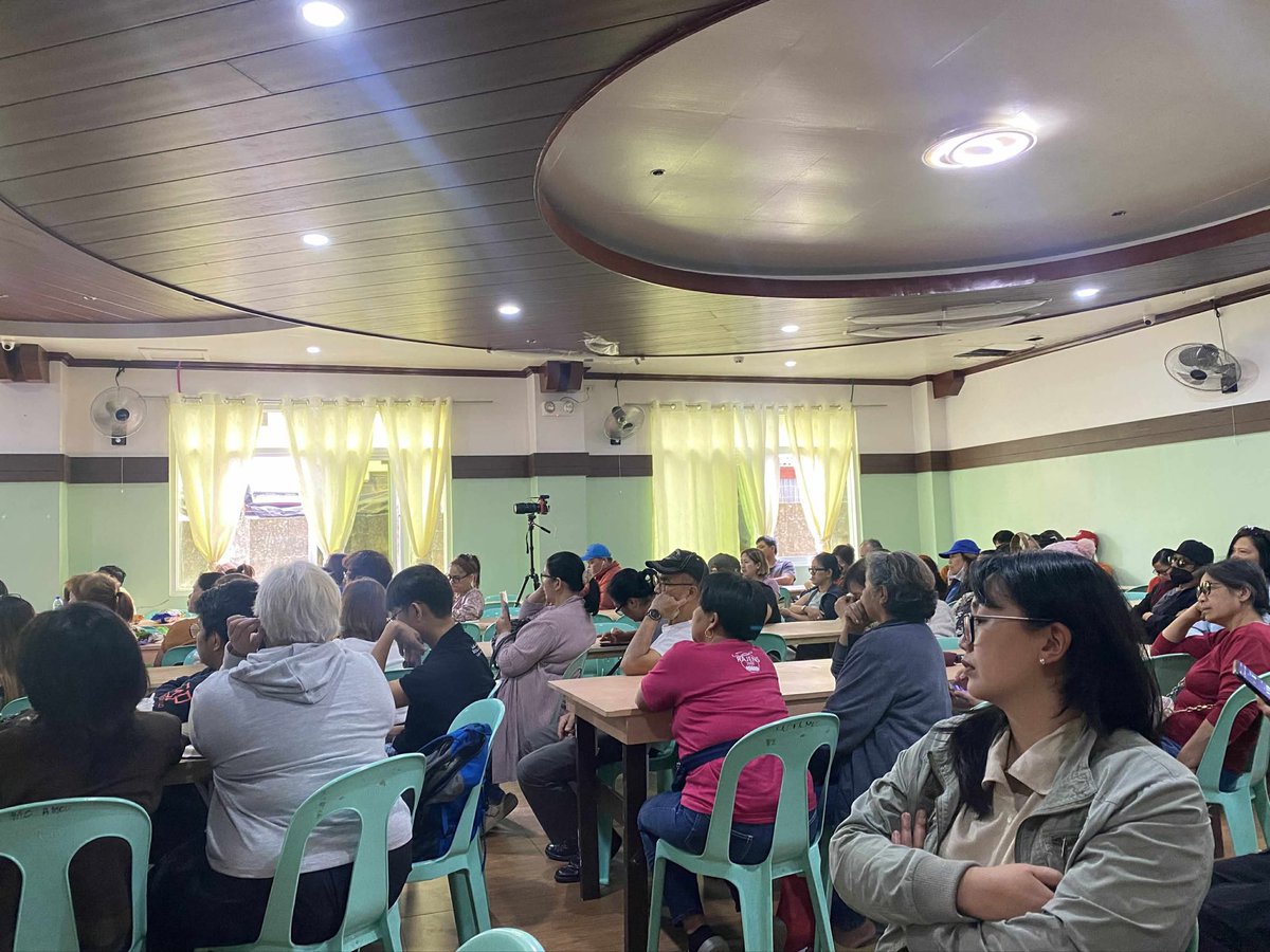 upboutcrop's tweet photo. NOW HAPPENING: The Baguio Market Vendors Alliance Consolidated Inc. (BAMARVA) holds a public forum to discuss the city government’s market development plan. https://t.co/80QnxccDBG