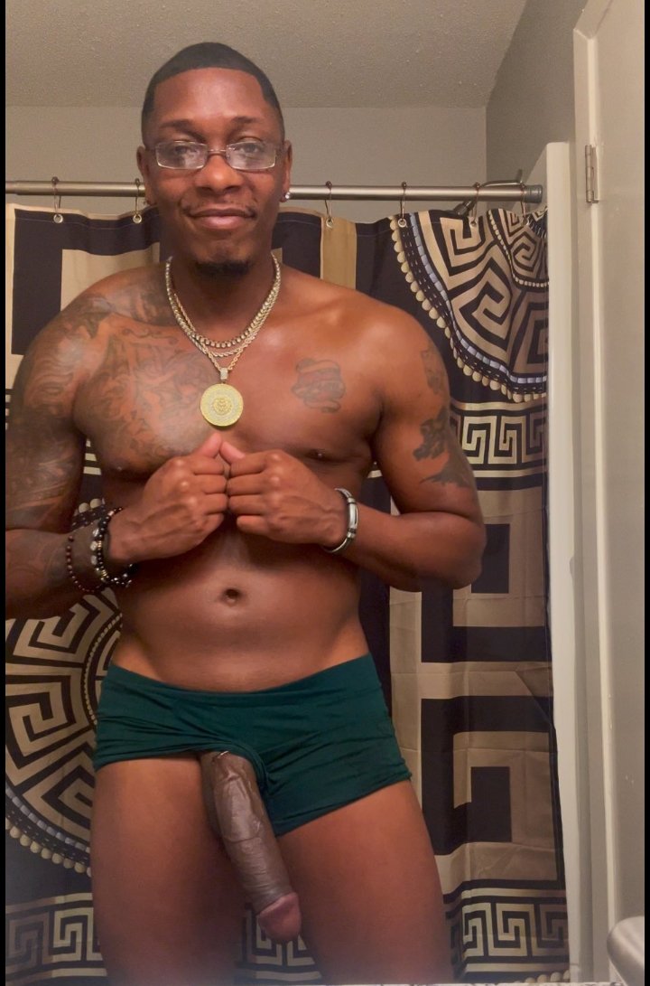 FOR THE LOVE OF PORN LEGENDS ❤️🐄💪 tweet media