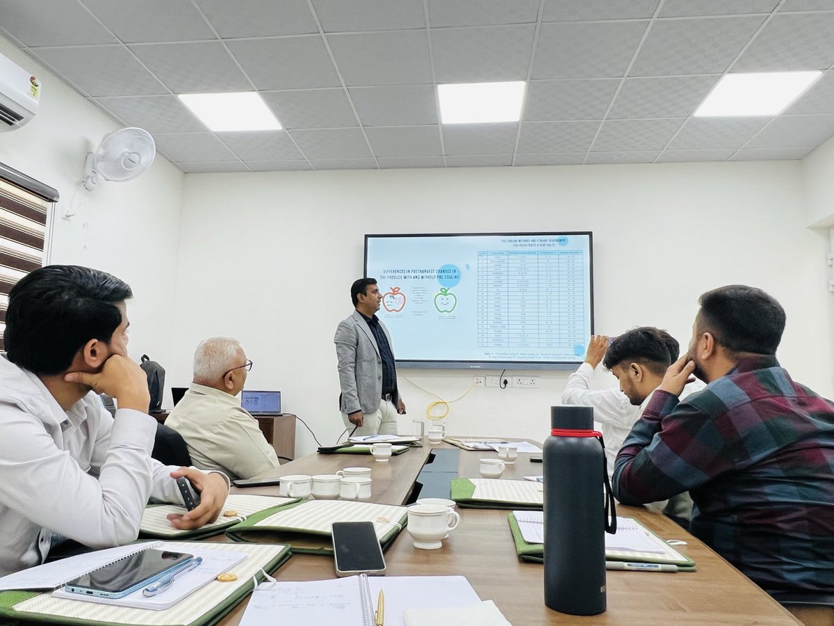 AgrimintFarms's tweet photo. A great initiative by @horticulturehry 
The 5-day Foundation Course on Sustainable Cold-Chain (13–17 Oct 2025) at HACE Complex, Panchkula focuses on building sustainable &amp; efficient cold-chain systems for horticulture produce-truly beneficial for all of us👏
Thanks@arjunhry Ji 🙏🏼 https://t.co/62xA1W0oOk