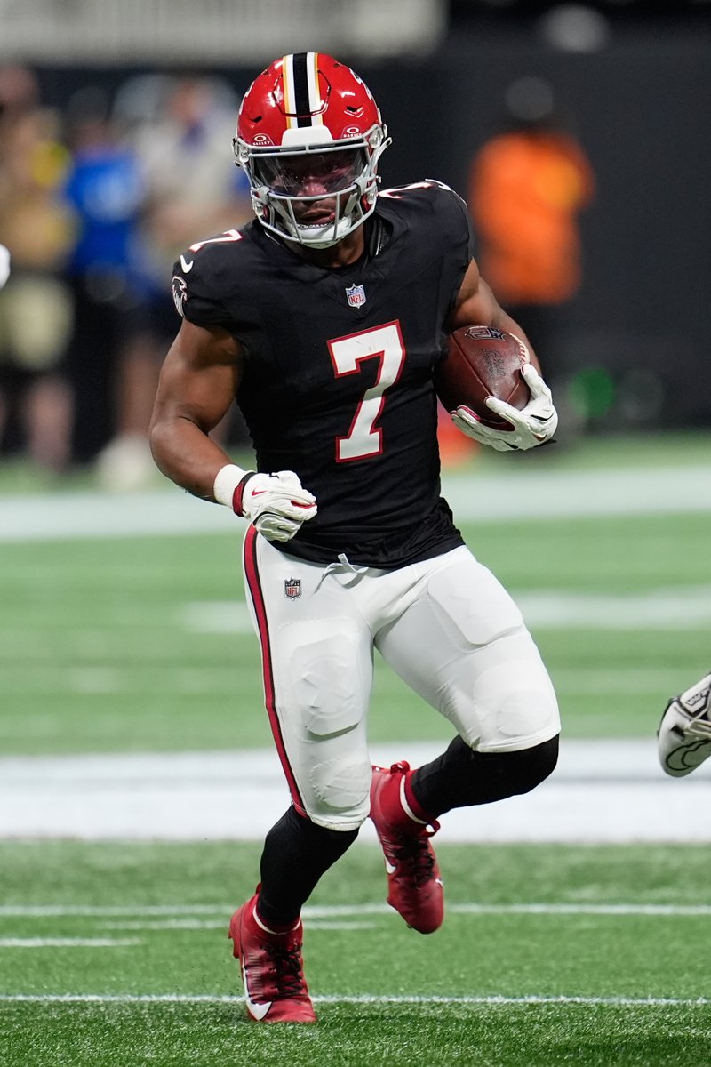 Bijan Robinson went OFF vs. the Bills 🔥

25 touches
238 total yards
1 TD