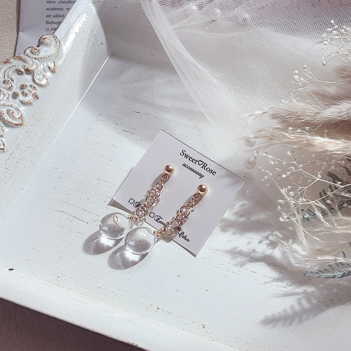 お久しぶりです♡大人かわいいアクセサリーの世界へようこそー♡久しぶりの投稿すぎて緊張。。笑
ゴールド、シルバーをメインにアクセサリーを作っております♡絶賛こちらのアクセサリーたちは販売予定でございます(⋆ᴗ͈ˬᴗ͈⋆)
インスタメインなため、キープしたい方はDMください❁⃘*.ﾟ