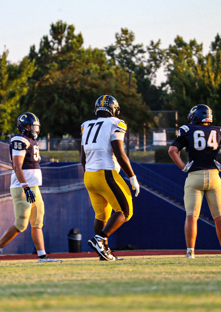 7 Games in, and i got a lot more to show.   

NG,DT 
25 solo Tackles 
9 Assist Tackles 
31 Tot Tackles
 3.5 TFLs 
2.5 Sacks 
1 INT 
#whynotus #Liveit
<a href="/CoachDeese/">Jammie Deese</a>
<a href="/pepman704/">Matt Morrow</a>
<a href="/CoachCoard/">Courtney Coard</a>
<a href="/Mstout_3/">Coach Quon</a>
<a href="/Coach__Roy_Tesh/">Roy Tesh</a>

hudl.com/video/3/196522…