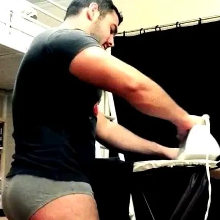 wayneapes67's tweet image. HERE I AM PROVING I CAN BE DOMESTICATED...BY DOING MY BEST GYM BUDDIES IRONING AT 🤣3 A.M IN THE MORNING...LOL&amp;gt;😉😘