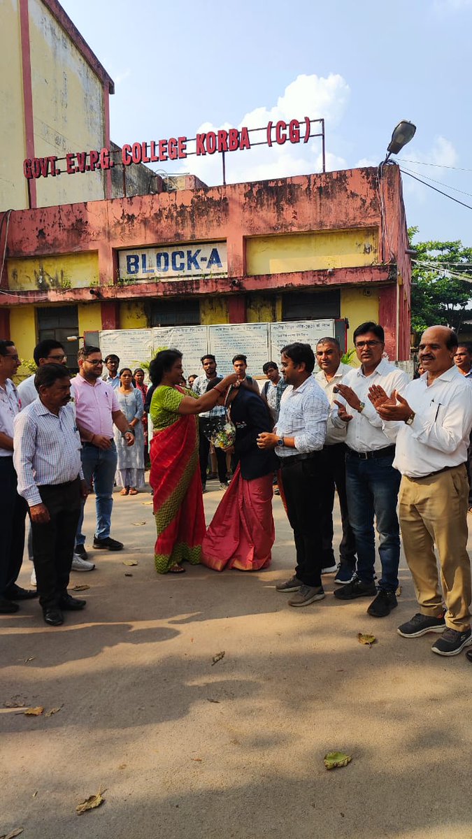 #my_bharat_nss_award winner #miss_lakhni_sahu का किया गया महा विद्यालय में स्वागत सम्मान <a href="/_NSSIndia/">NSS India</a> <a href="/YASMinistry/">YAS Ministry</a> <a href="/MYBharatND/">MYBharat New Delhi</a> <a href="/mansukhmandviya/">Dr Mansukh Mandaviya</a> <a href="/Rajkumarnss/">राजकुमार वर्मा Rajkumar verma</a> <a href="/NSSRDChandigarh/">NSS RD Chandigarh</a> <a href="/NeetaBajpai5/">Neeta Bajpai</a> <a href="/nssabvuCG/">NSS Atal Bihari Vajpayee Vishvavidhyalaya</a> <a href="/manojsinha812/">Manoj Sinha</a> <a href="/YKTiwari68/">Y. K. Tiwari</a> <a href="/Ajaykpatel04/">Ajay Kumar Patel</a>