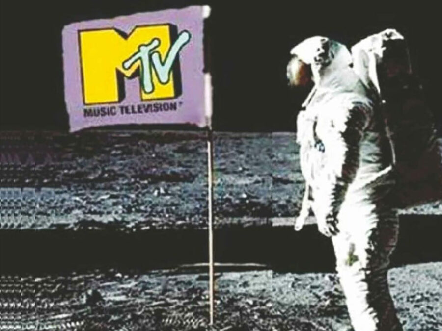 localhosttux's tweet image. Ya empezaron a cerrar canales de MTV 😭😭